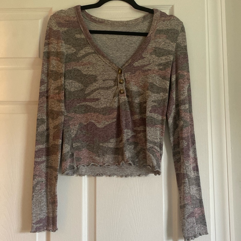 Aero Camo Top